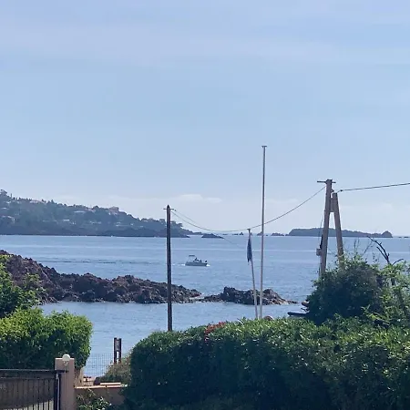 House With Your Feet In The Water, Between Forest And - Agay Appartamento