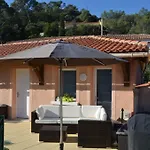 Apartment House With Your Feet In The Water, Between Forest And - Agay