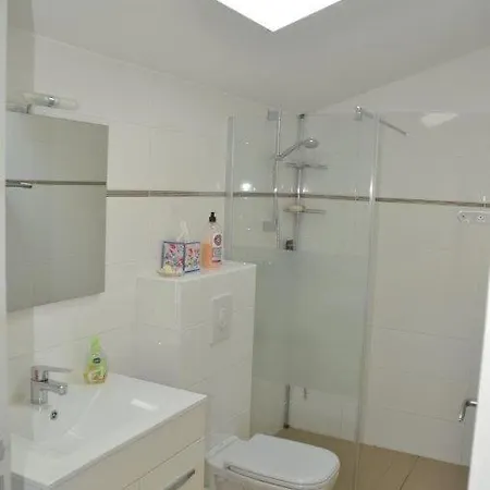 House With Your Feet In The Water, Between Forest And - Agay Apartman