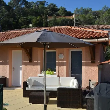 Apartment House With Your Feet In The Water, Between Forest And - Agay