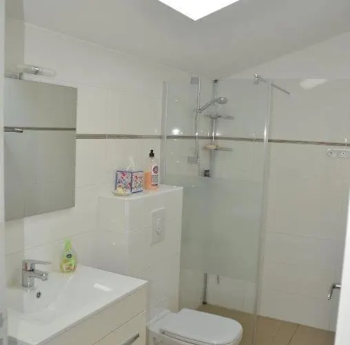 House With Your Feet In The Water, Between Forest And - Agay Apartment