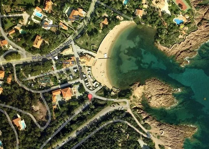 House With Your Feet In The Water, Between Forest And - Agay
