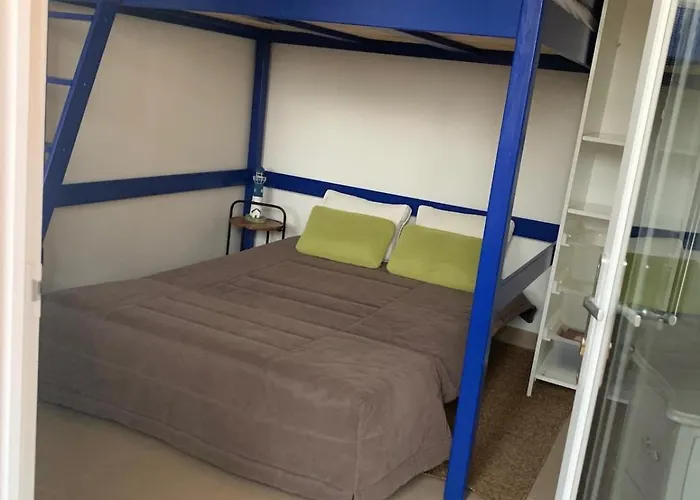 Apartment House With Your Feet In The Water, Between Forest And - Agay *